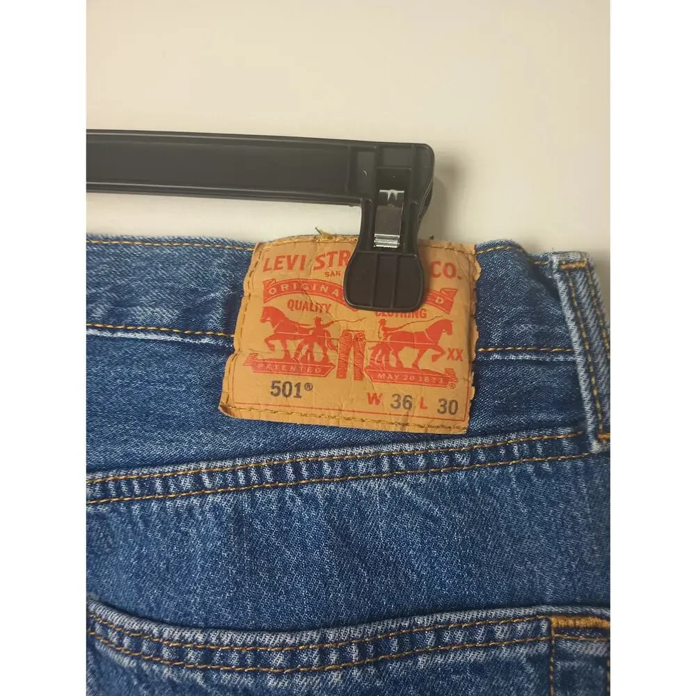 Levi's Men's 501 Button Fly Demin Jeans Size‎ 36 x 30 Medium Wash Work Utility